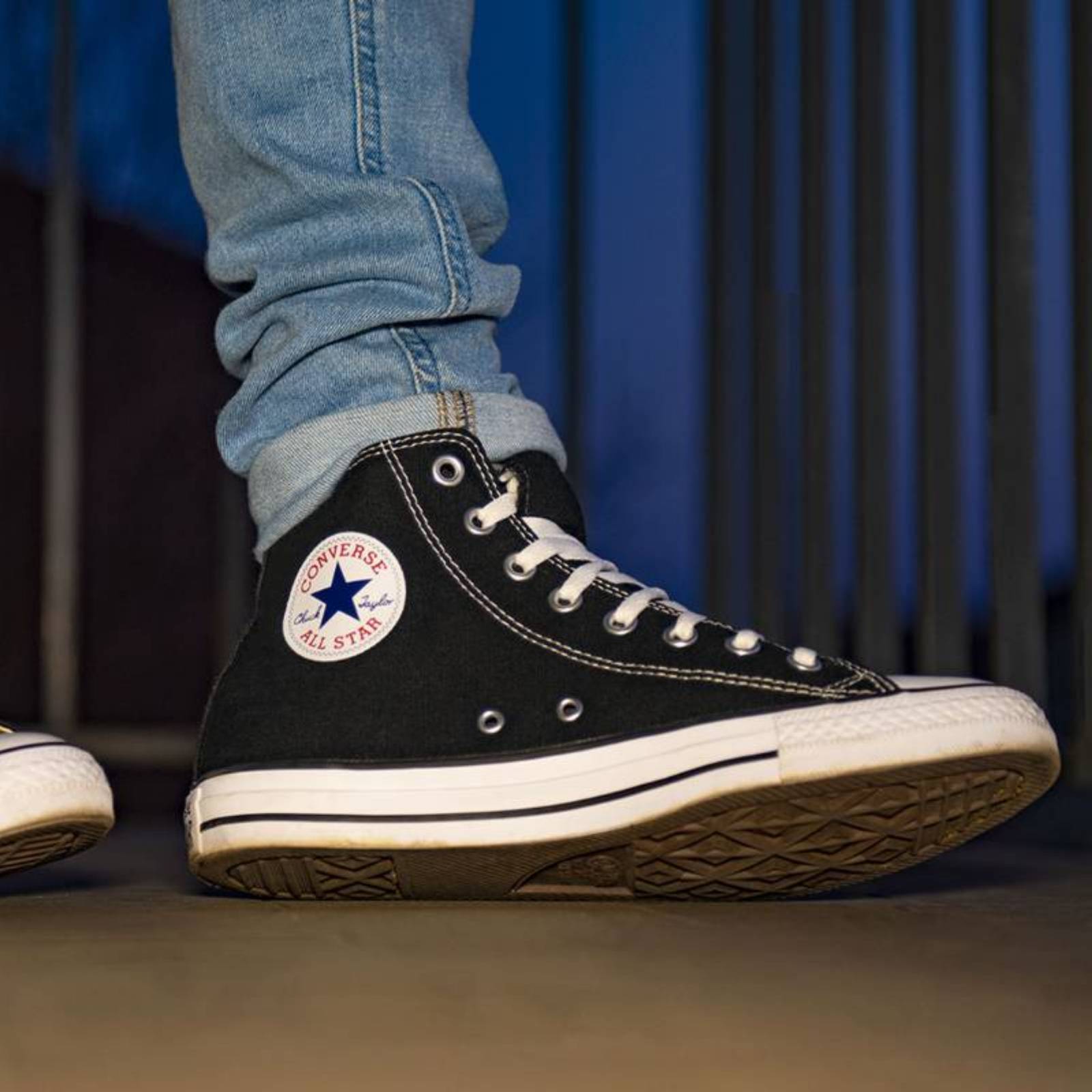 CONVERSE