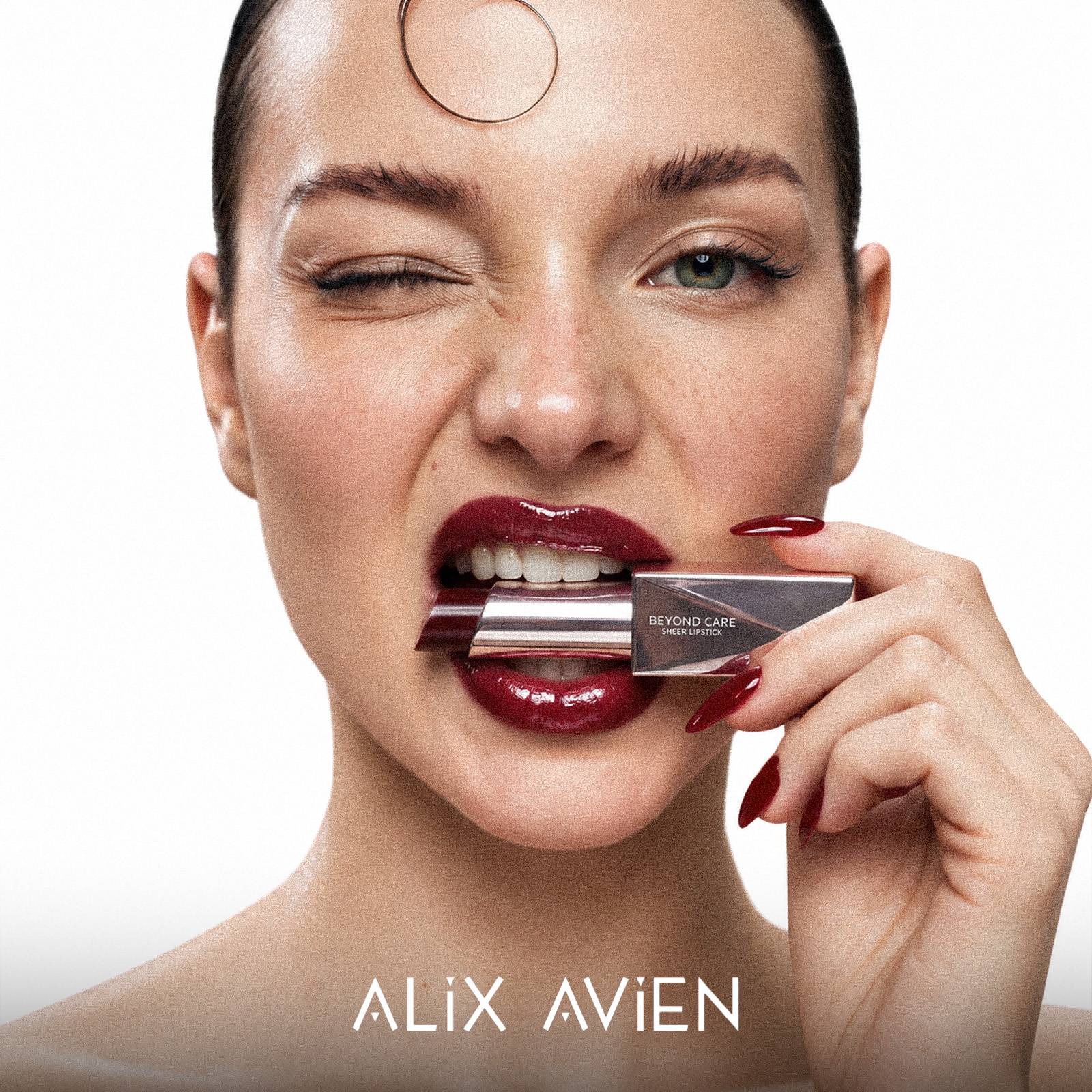 ALIX AVIEN